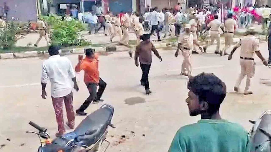 Divisive factions in Congress-Namasthe Telangana
– PARAHUSHAR NEWS