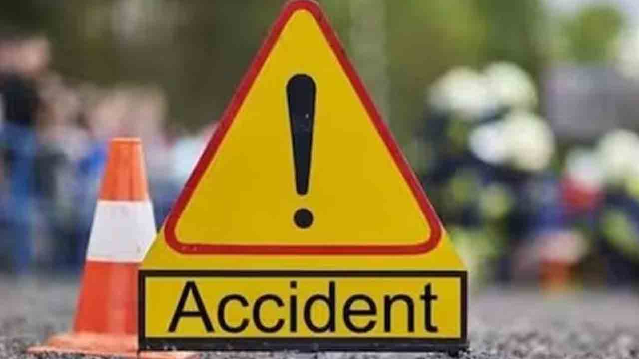 Accident | Fatal road accident in Ramagundam NTPC.. Two died