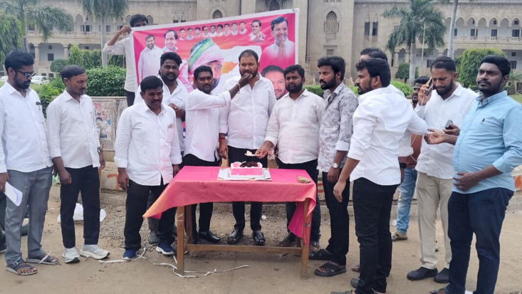 Due to the efforts of Jagadish Reddy, the waste lands of Suryapet became green
– PARAHUSHAR NEWS