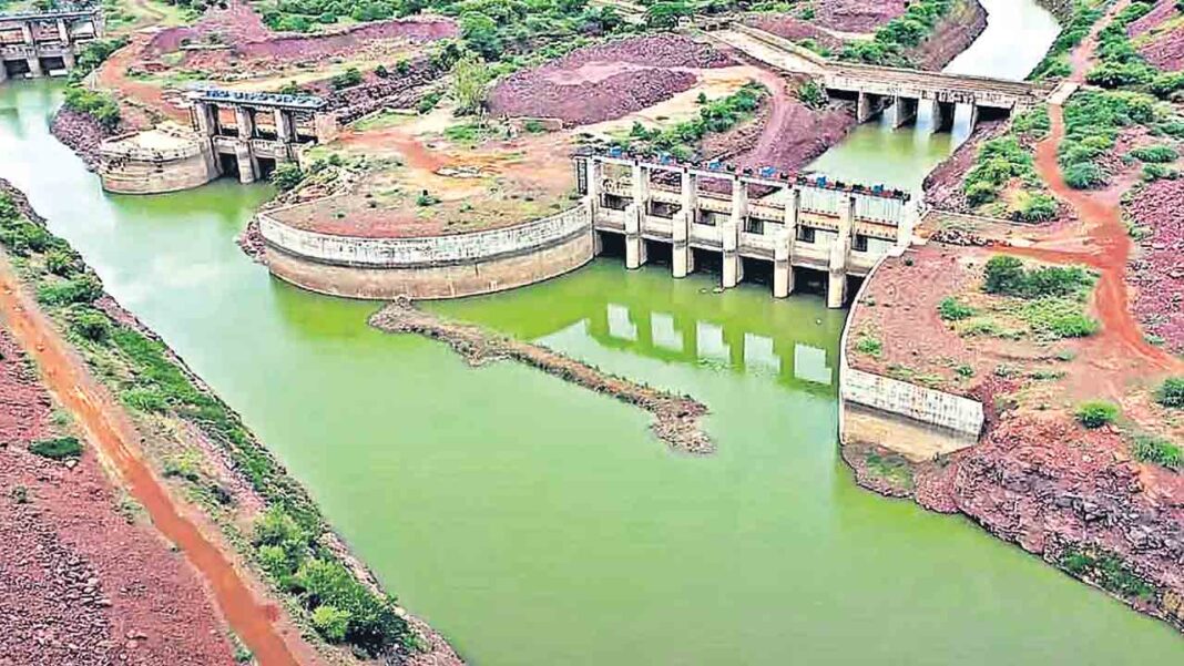 Banakacherla Project | Gutless suit.. For Babu.. Bring water to AP.. Supreme Court rejects Telangana petition against Banakachar-Namasthe Telangana
– PARAHUSHAR NEWS