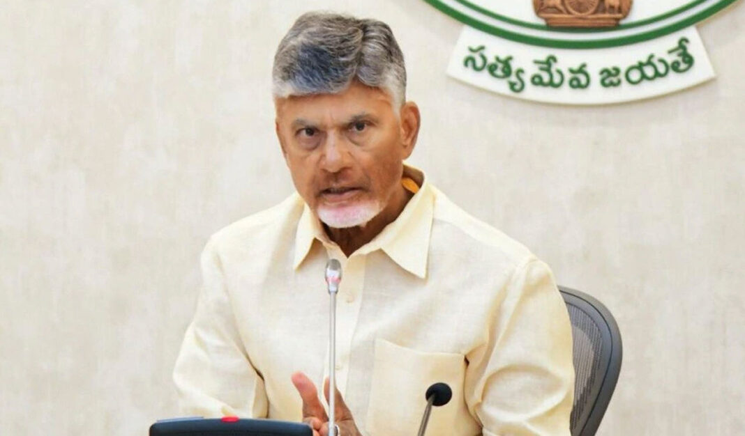 కడపలో రూ.16,350 కోట్లతో జేఎస్‌డబ్ల్యూ గ్రీన్ స్టీల్ ప్లాంట్‌కు ఏపీ సీఎం చంద్రబాబు నాయుడు శ్రీకారం చుట్టారు.
