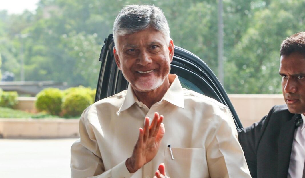 ప్రచారానికి ముందు సంకీర్ణ ప్రభుత్వ విజయాలను హైలైట్ చేయాలని చంద్రబాబు నాయుడు టీడీపీ కార్యకర్తలను కోరారు
