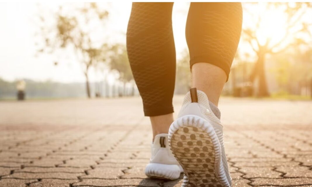 Health Tips: Do you know how many calories you need to burn to lose a kilogram of weight? These are the calculations of experts!
– PARAHUSHAR NEWS
