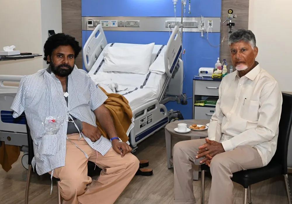 ఆసుపత్రి నుంచి డిశ్చార్జ్ అయిన పవన్ కళ్యాణ్.. రెండు నెలల తర్వాత మరో సర్జరీ.!
– PARAHUSHAR NEWS