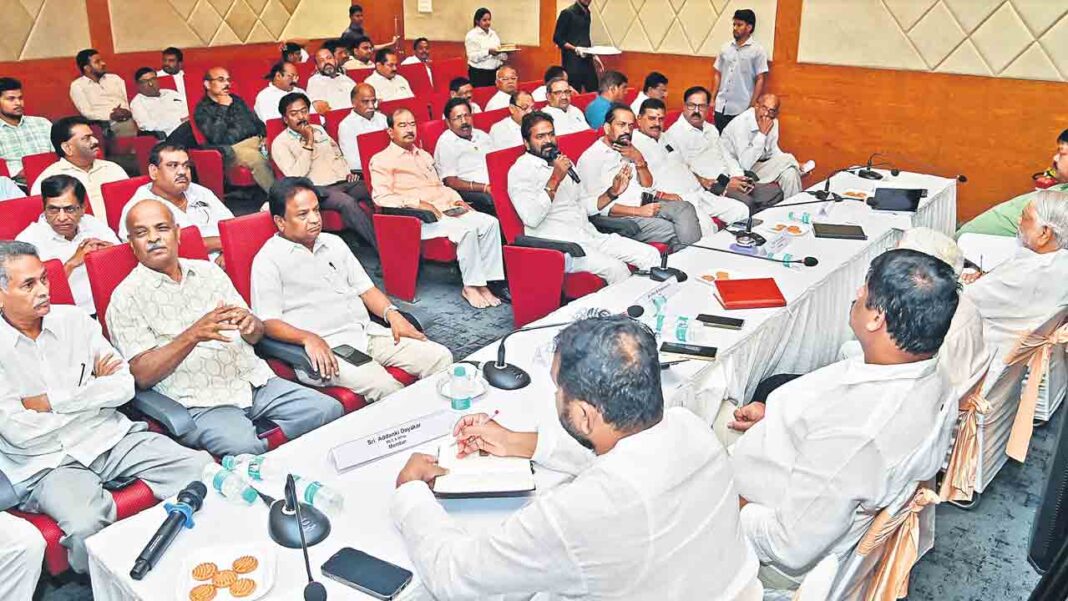The assurances given to the activists should be implemented.. Srinivas Goud’s demand
– PARAHUSHAR NEWS
