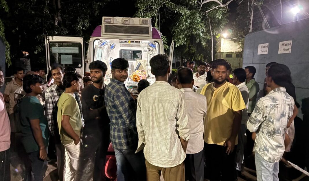 సంగారెడ్డిలో పరిశ్రమలో కార్మికుడు మృతి చెందాడు
