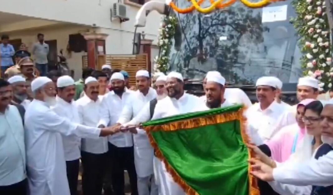 ఆంధ్రా సీఎం చంద్రబాబు నాయుడు హజ్ యాత్రికులకు ఎన్నికల హామీని నెరవేర్చారు
– PARAHUSHAR NEWS