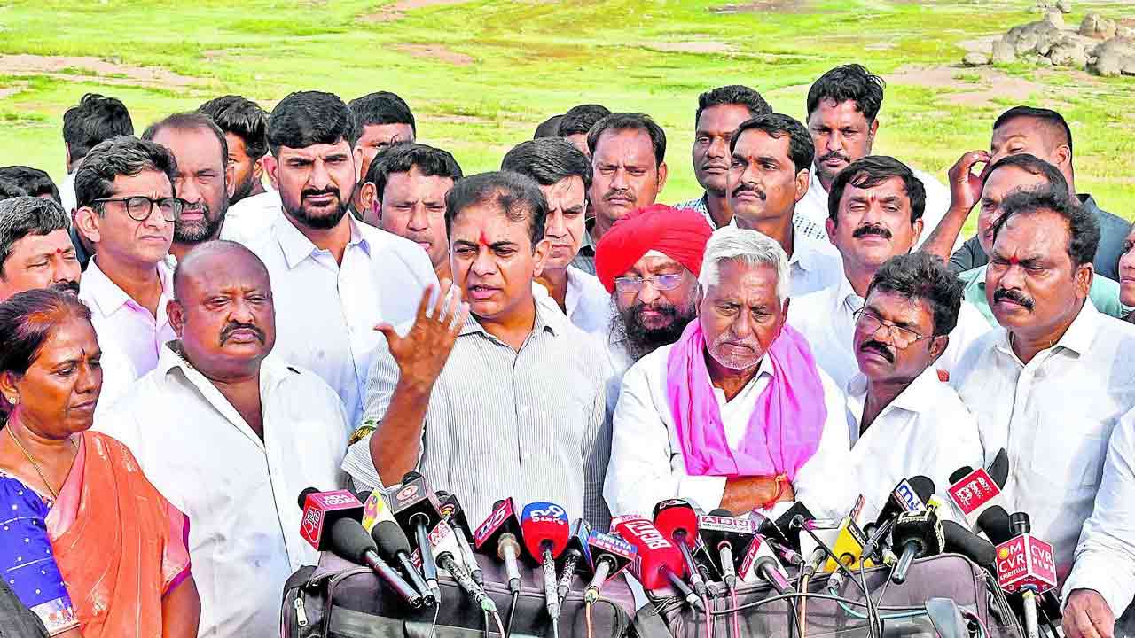 KTR | Hitler's death for Revanth if the farmers turn!.. KTR flag