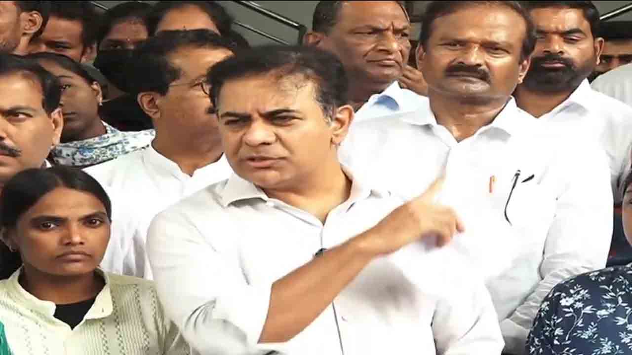 KTR challenged Minister Jupally If Minister Jupally has guts, he should stay at Gunpark: KTR's challenge