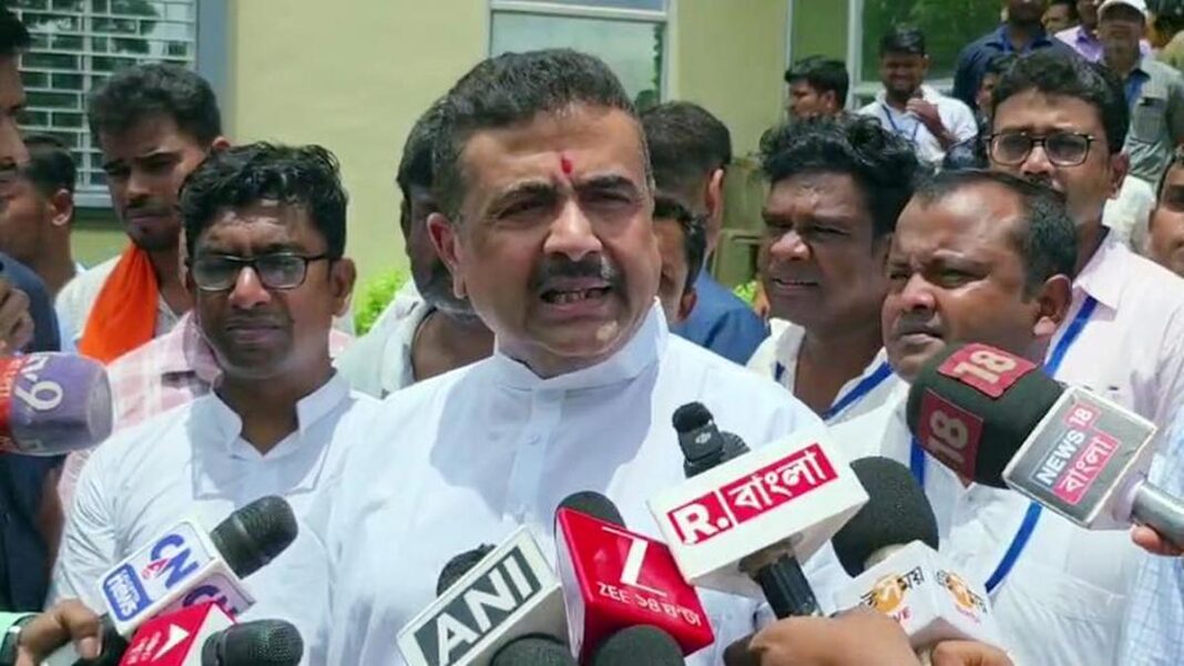కోల్‌కతా హింసకు 'విదేశీ ఛాందసవాద శక్తులు' కారణమని సువేందు అధికారి అన్నారు.
