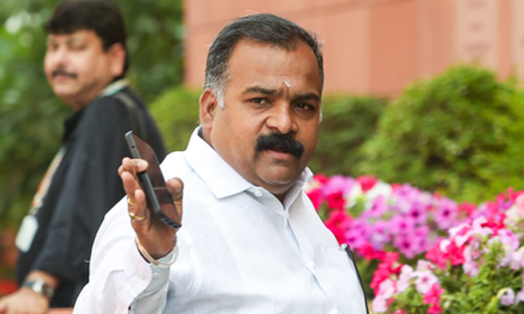 నీట్ పేపర్ లీక్, ఫిరాయింపుల నిరోధక చట్టంపై చర్చ కోరుతూ ఓపీఎన్ ఎంపీలు పార్లమెంట్‌లో నోటీసులు ఇచ్చారు
