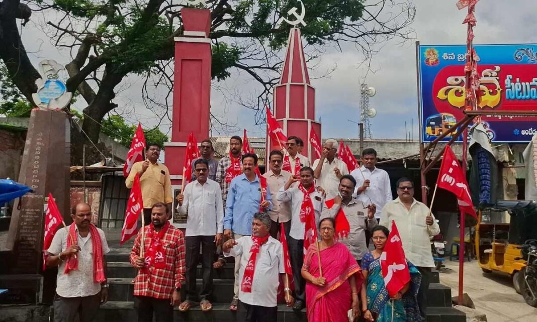 నీట్ పేపర్ లీక్‌పై కేంద్ర విద్యాశాఖ మంత్రి రాజీనామా చేయాలని సీపీఎం డిమాండ్ చేసింది, సోనమ్ వాంగ్‌చుక్‌పై చర్యను ఖండించింది
