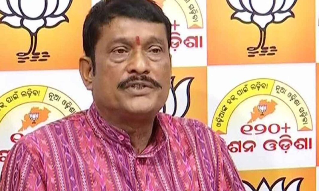 పురోహిత్ మాజీ సైనికుల సంక్షేమ ప్రయోజనాలను కోరుతున్నారు
– PARAHUSHAR NEWS