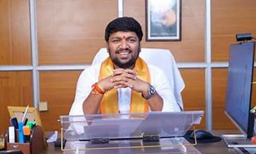 బర్త్‌డే గిఫ్ట్‌గా ర్యాపిడో ద్వారా కేటీఆర్‌కు 25 కిలోల సన్న బియ్యం పంపిన కాంగ్రెస్
