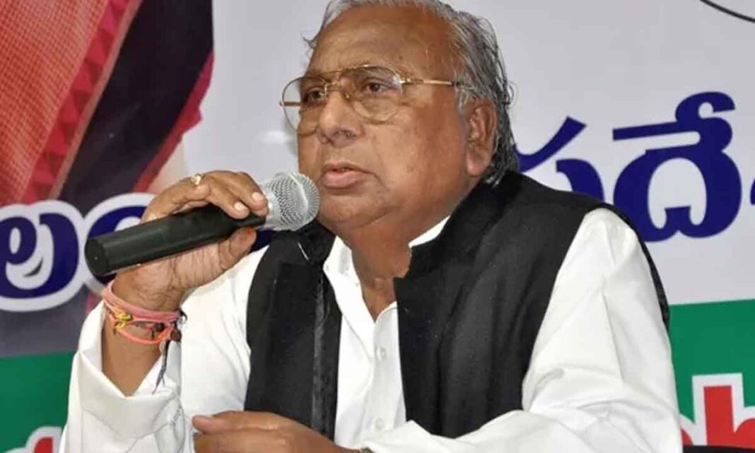 భద్రాచలం ఆలయం వద్ద వీహెచ్ హనుమంతరావు మౌన నిరసన
