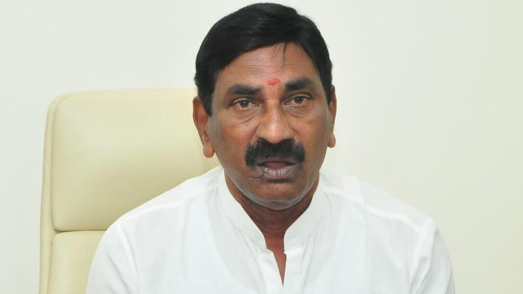 భోగాపురం తర్వాత దగదర్తి విమానాశ్రయాన్ని చేపట్టాలని నెల్లూరు ఎంపీలు నాయుడును కోరారు
– PARAHUSHAR NEWS