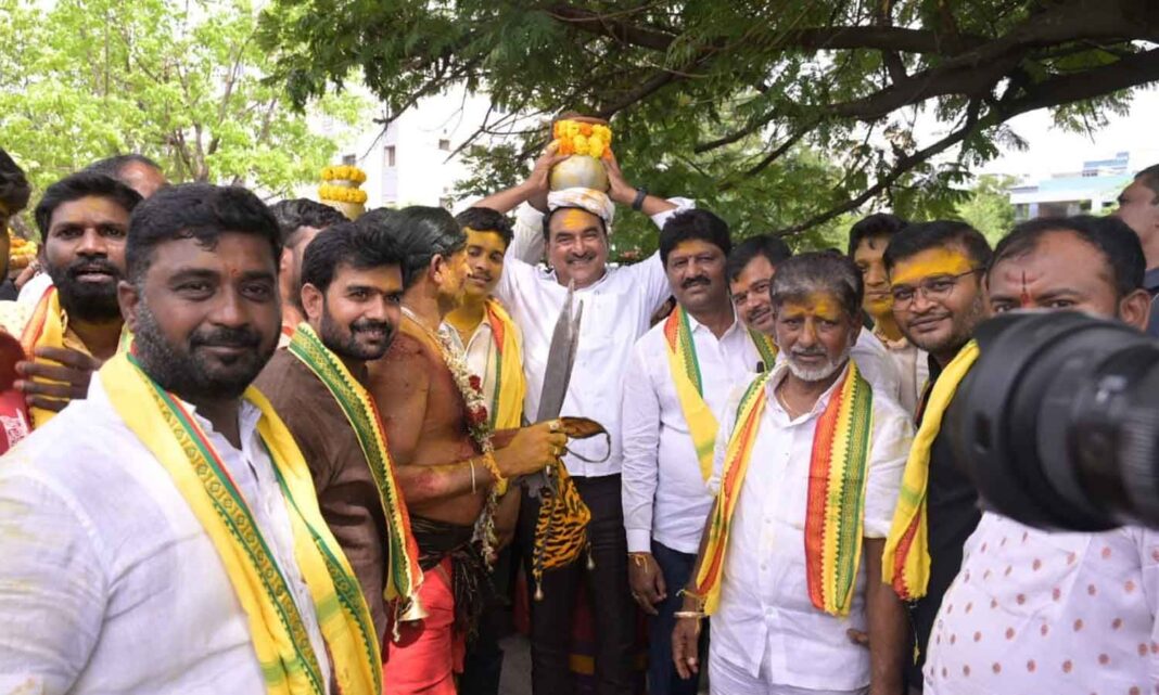 వరంగల్ ‘ఓ’ సిటీలో ఘనంగా బీరన్న బోనాలు వేడుకలు జరిగాయి
– PARAHUSHAR NEWS