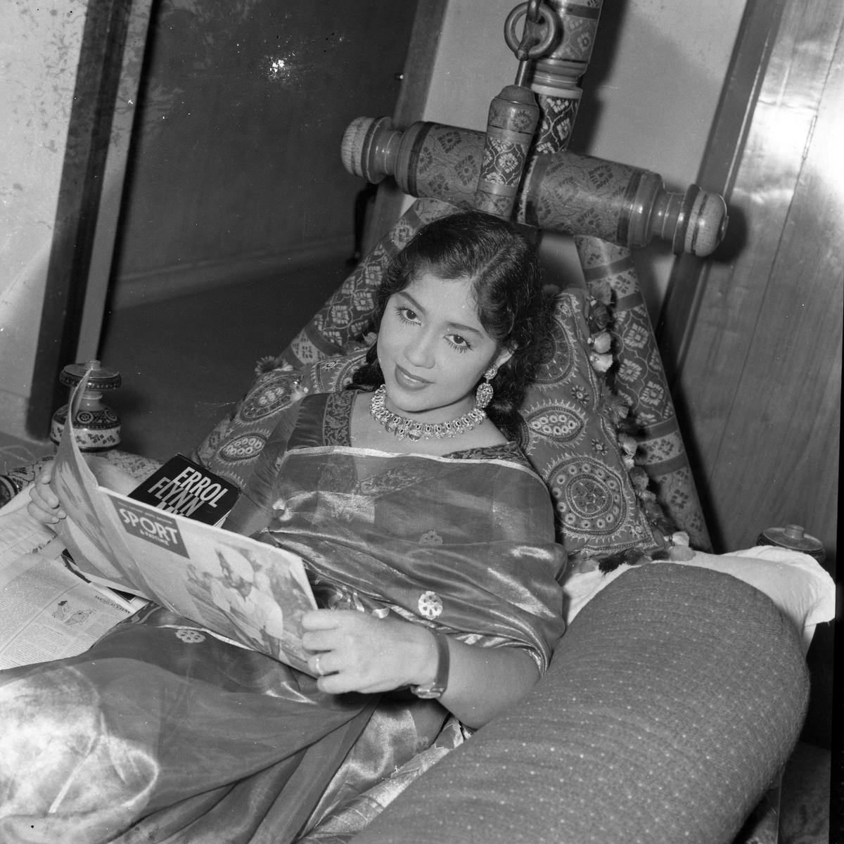 Sowcar Janaki photographed on 10/11/1960
