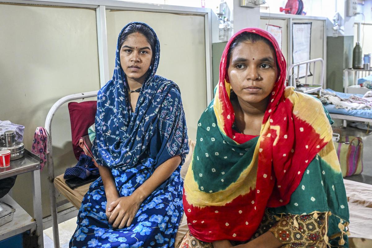 Radhika Yehkade (19) and Arti Kharale (27) whose children were rescued from the fire and shifted to PDMMC hospital in Amravati.